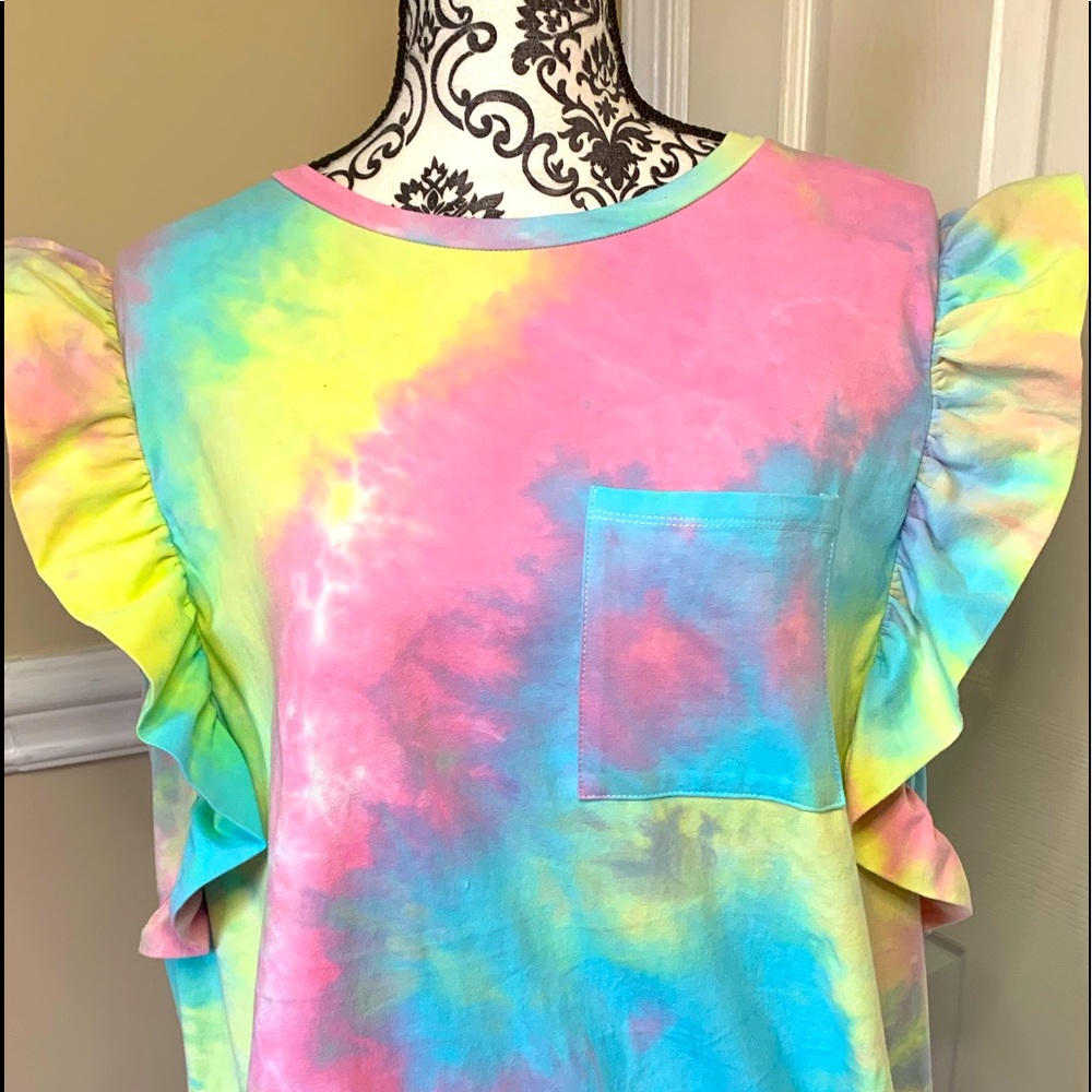 Perfectly Priscilla, women’s ruffle, tie-dye tank top size 1X